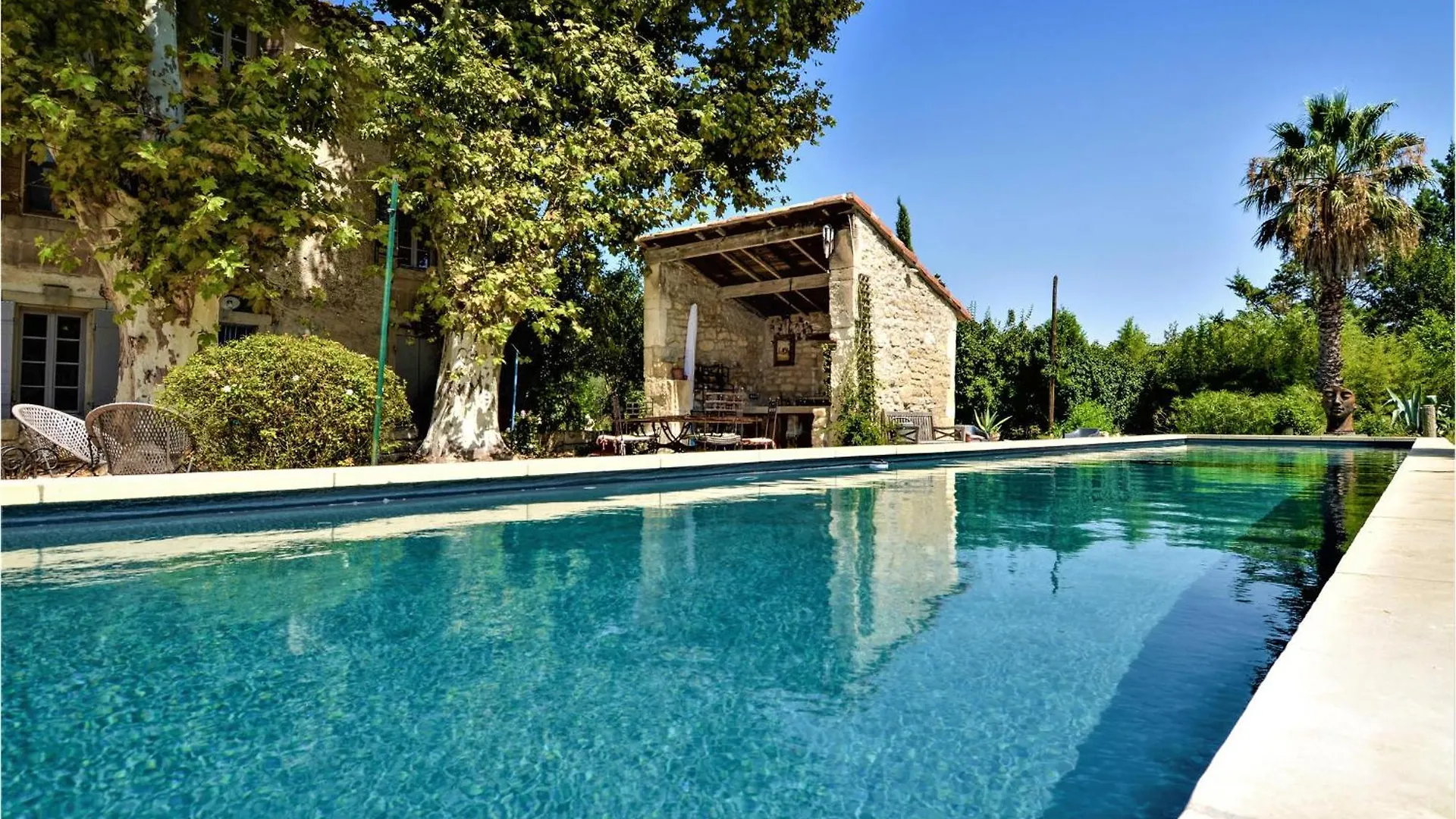 7 Bedroom Gorgeous Home In Tarascon