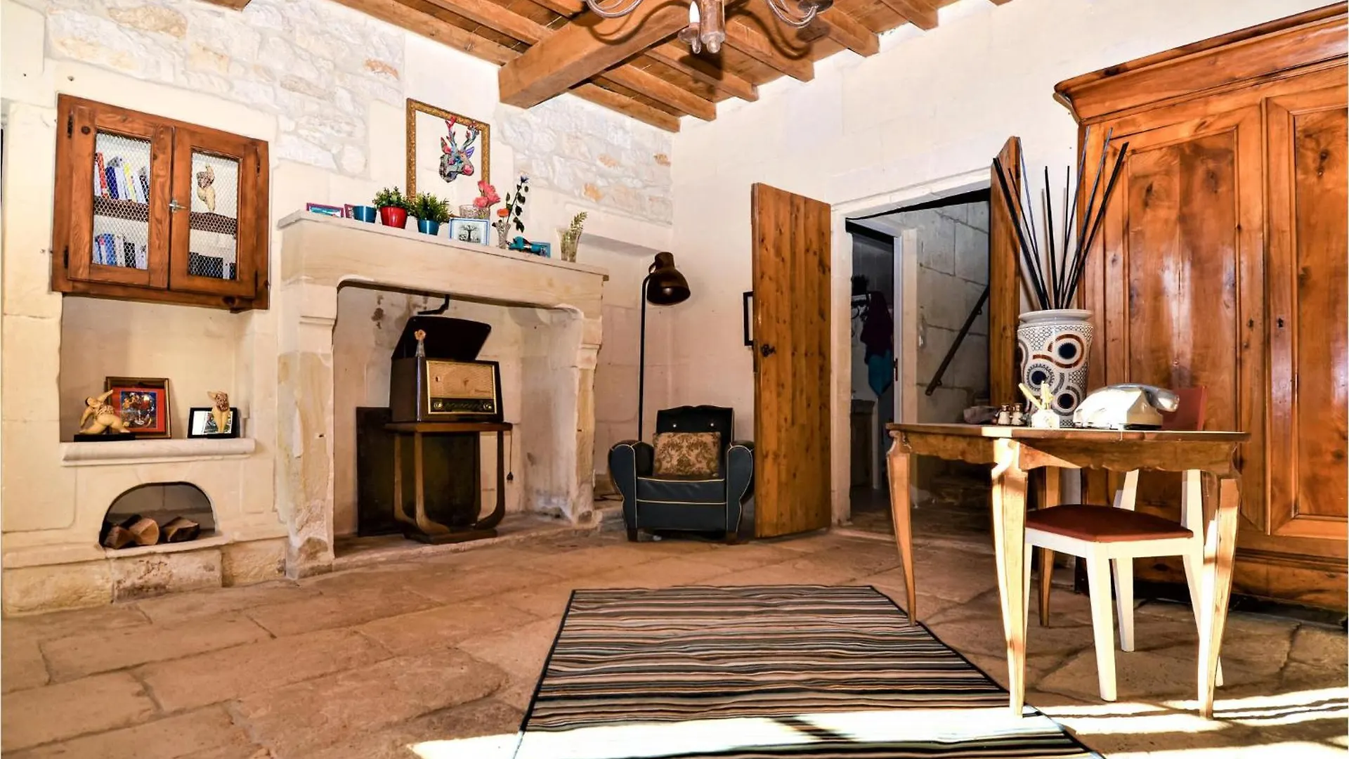 7 Bedroom Gorgeous Home In Tarascon 0*,  France